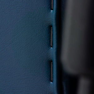 Stabil Komfort 2-Section Treatment Table holstering