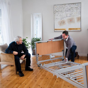 Invacare | Etude Plus Care Bed The Ideal Solution for Homecare Comfort and Safety fitting