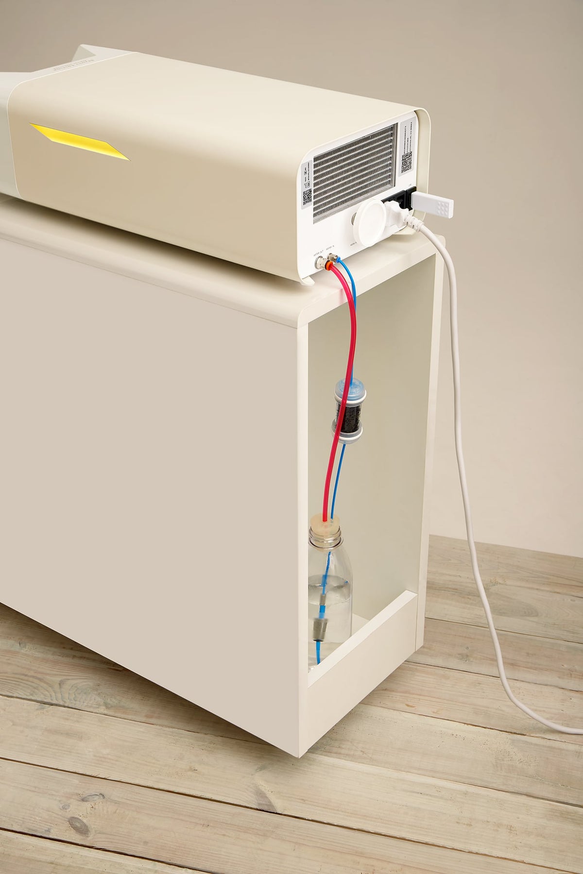 Enbio S Beauty Edition Autoclave back view
