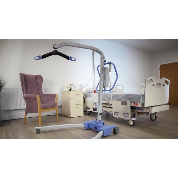Joerns Passive Lift Oxford Advance Mobile Hoist lifestyle photo