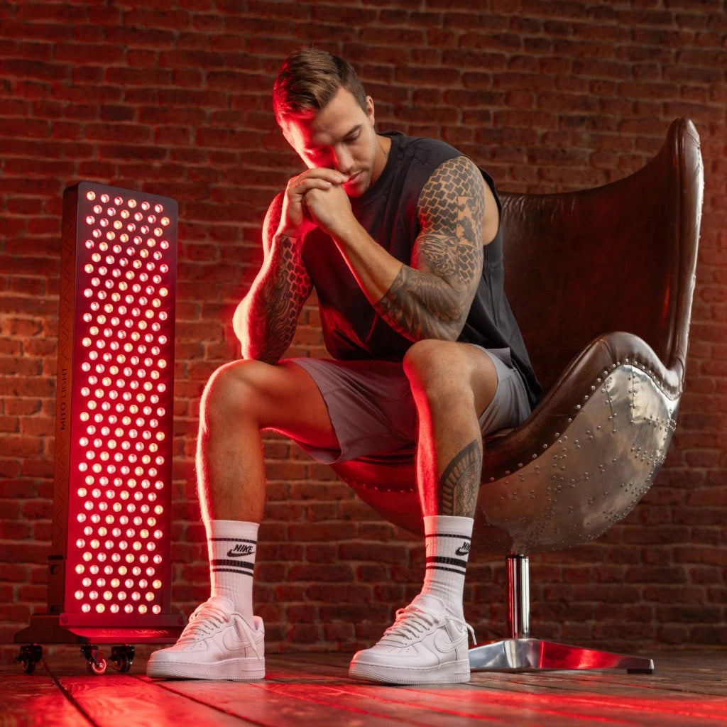 Mito Light Biohacker 4.0 Red Light Therapy in use by male user 1