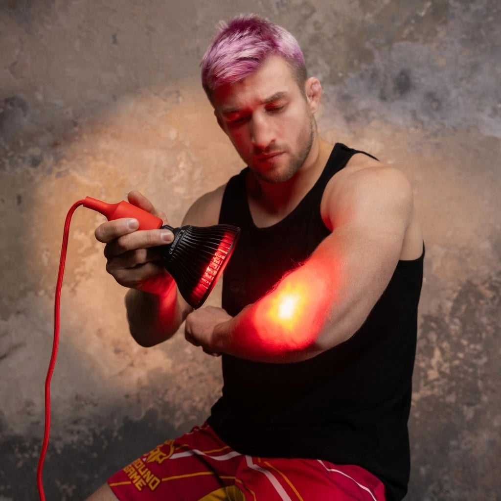 Mito Light Bulb 4.0 Red Light Therapy in use by male user 1