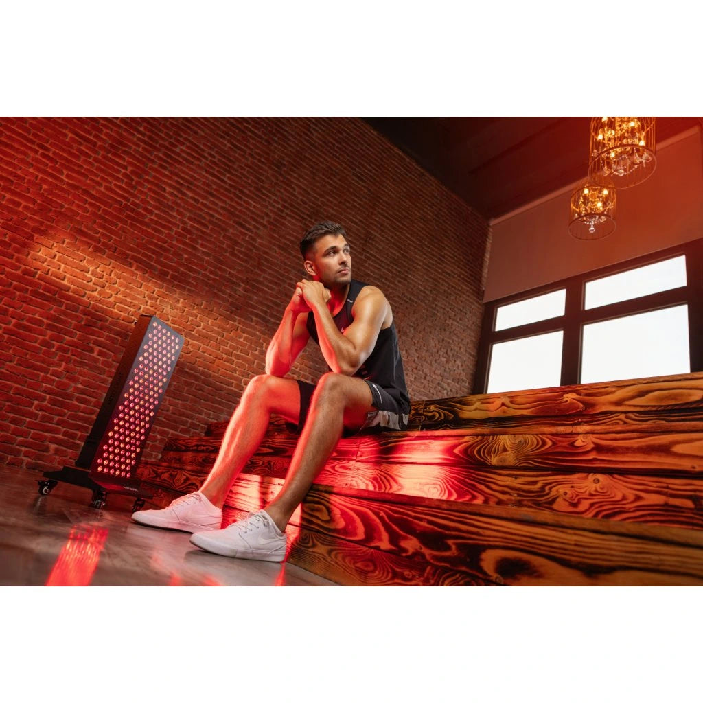 Mito Light Expert 4.0 Red Light Therapy in use by male user 1