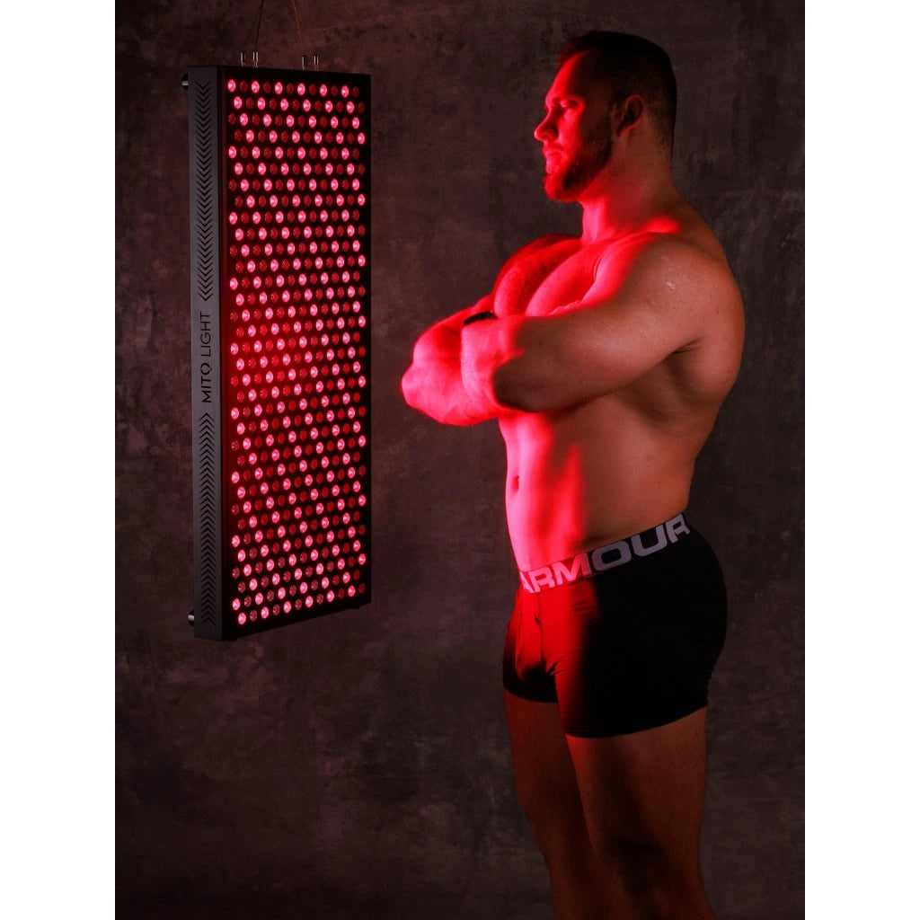 Mito Light Mitohacker 3.0 Red Light Therapy in use by male user 2