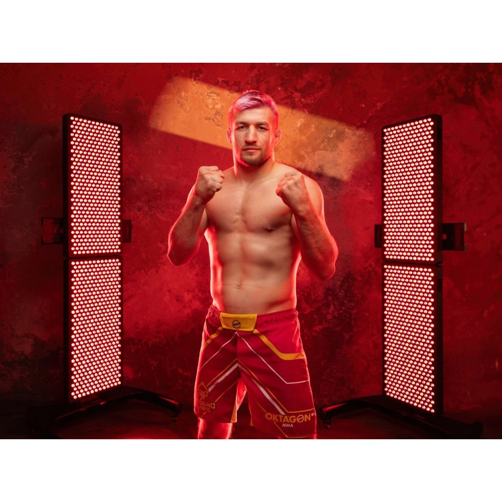 Mito Light Mitohacker 4.0 Red Light Therapy on both sides of a user