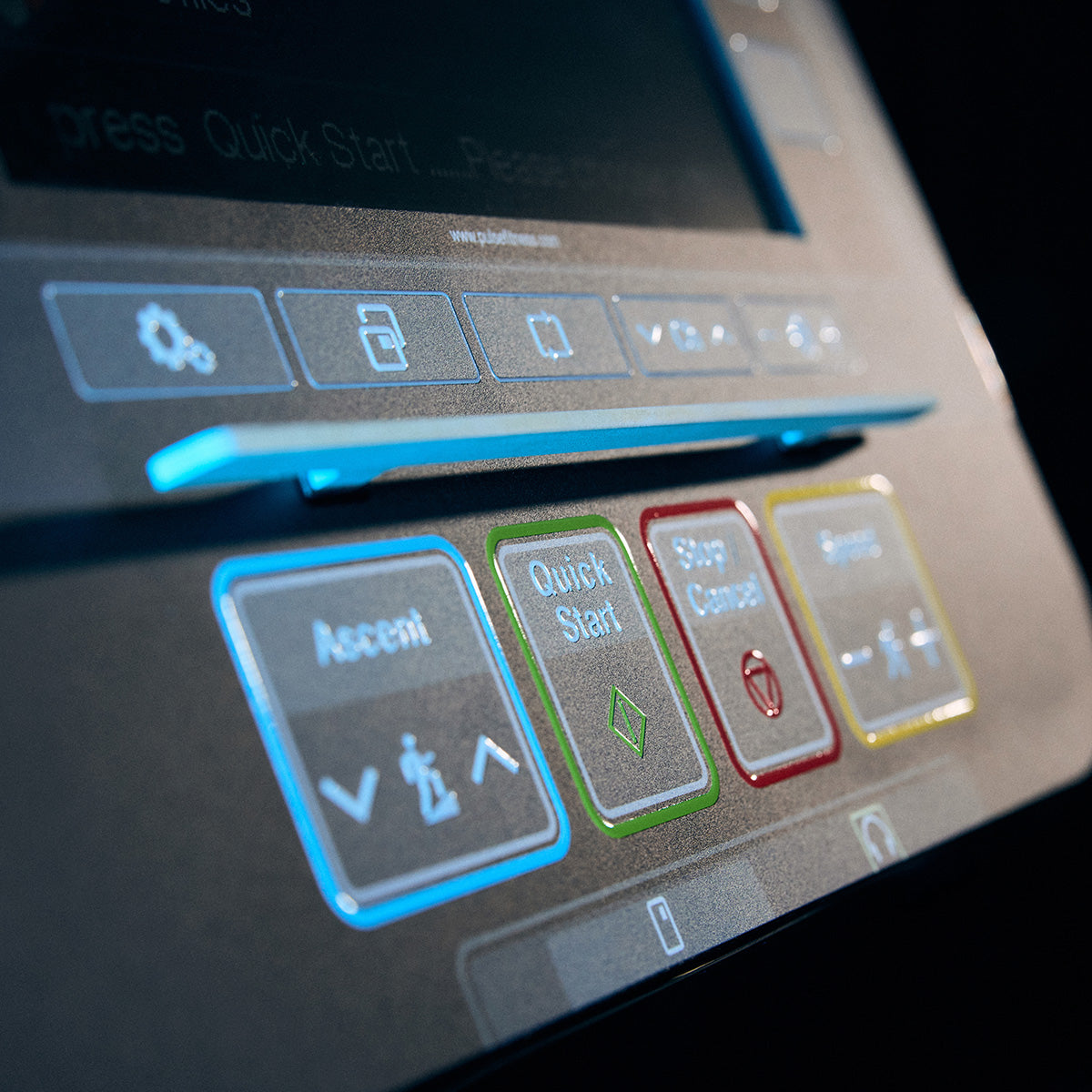 Pulse Fitness Run Low Impact Elevation Treadmill Console 