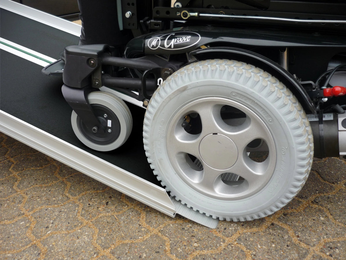 Stepless Guldman EasyFold Pro Ramps in use closeup