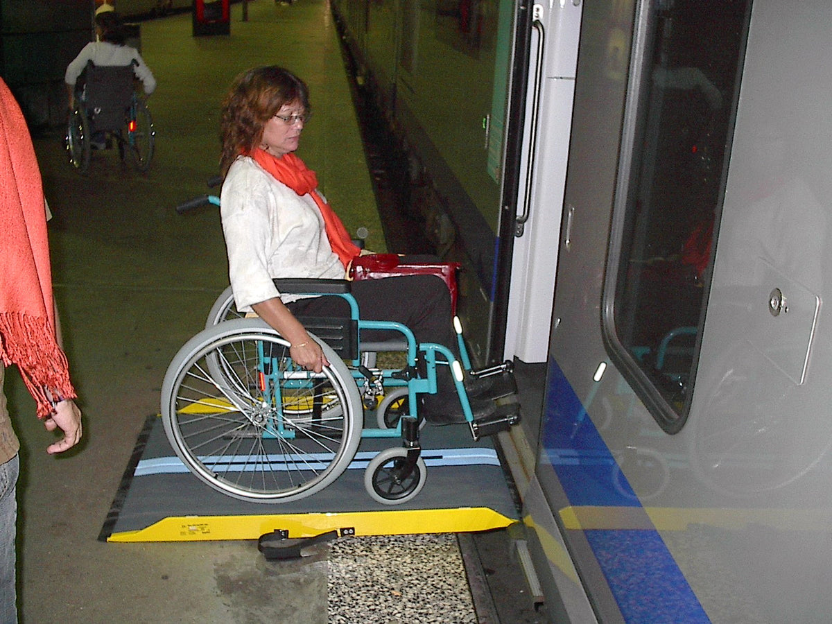 Stepless Guldman Lite Ramp on the train