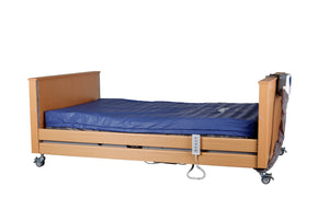 Wellell Apex medical Pro Bario End Lift Bariatric Community Care profiling Bed with mattress flat position