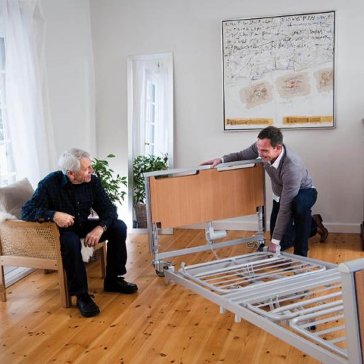 Invacare | Etude Plus Care Bed The Ideal Solution for Homecare Comfort and Safety fitting 