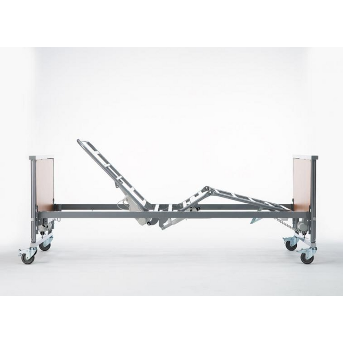 Invacare | Discover the Enhanced Comfort of Medley Ergo Family Easy Setup and Flexibility for Patients and Caregivers Reduced Shear, Friction, and Enhanced Safety adjusting 