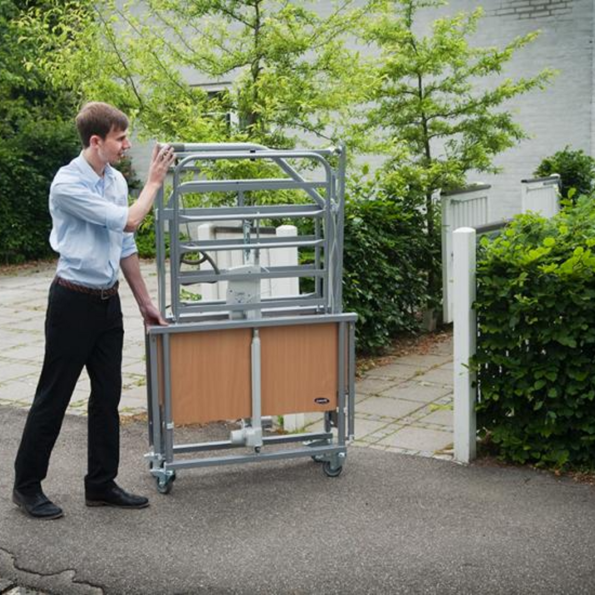 Invacare | Discover the Enhanced Comfort of Medley Ergo Family Easy Setup and Flexibility for Patients and Caregivers Reduced Shear, Friction, and Enhanced Safety easy to carry